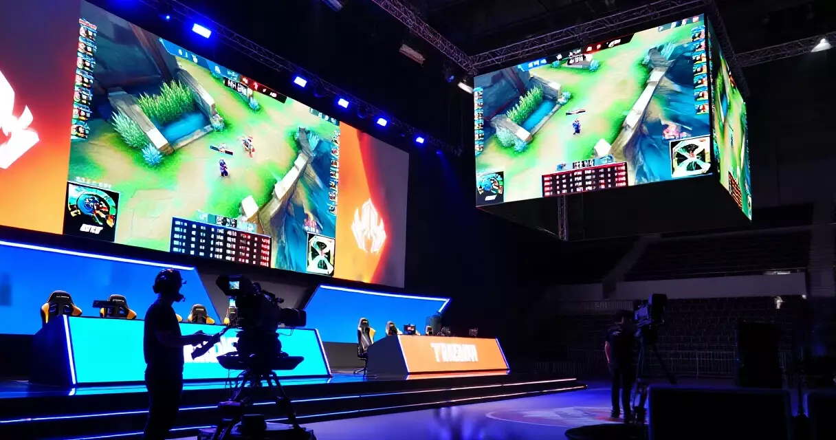 Esports Media Rights: How Broadcast and Streaming Deals Work
