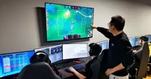 What Does an Esports Coach Actually Do? Roles, Responsibilities, and Daily Routines