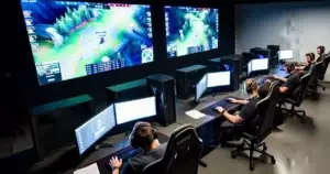 How to Become an Esports Coach: Qualifications, Career Path, and Getting Hired